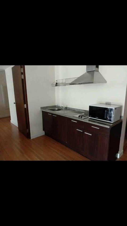 Trendy Condominium Sukhumvit 13 - Image 9