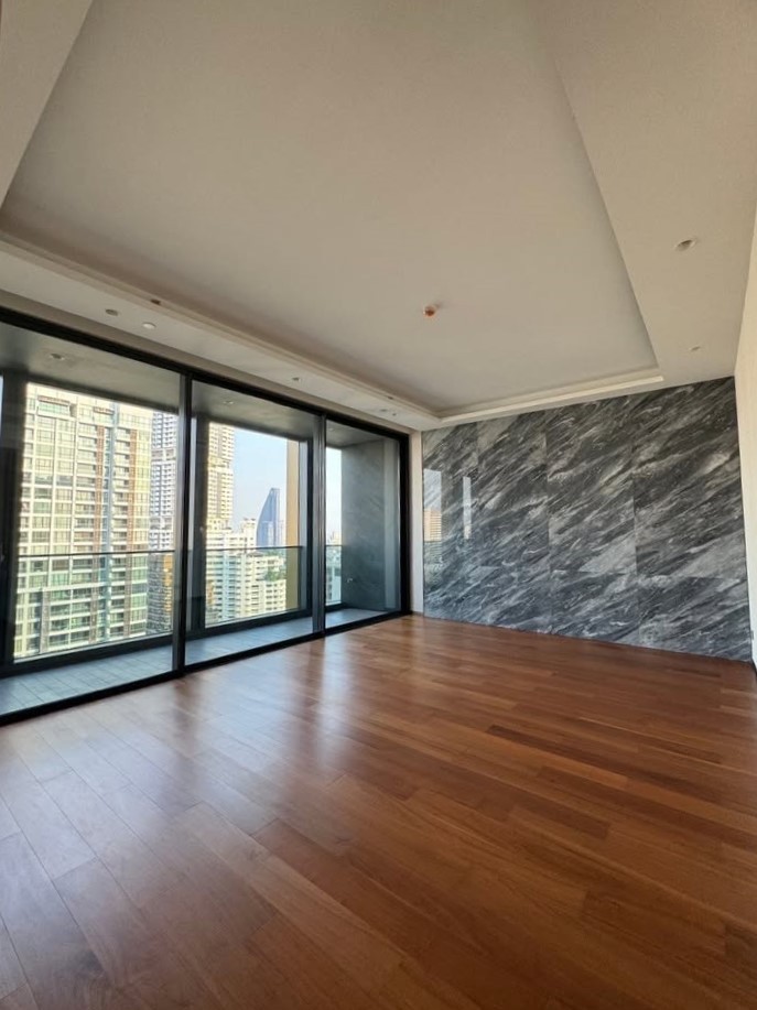 2 Bedroom Condo For Sale in Khlong Tan, Khlong Toei, Bangkok - Image 1