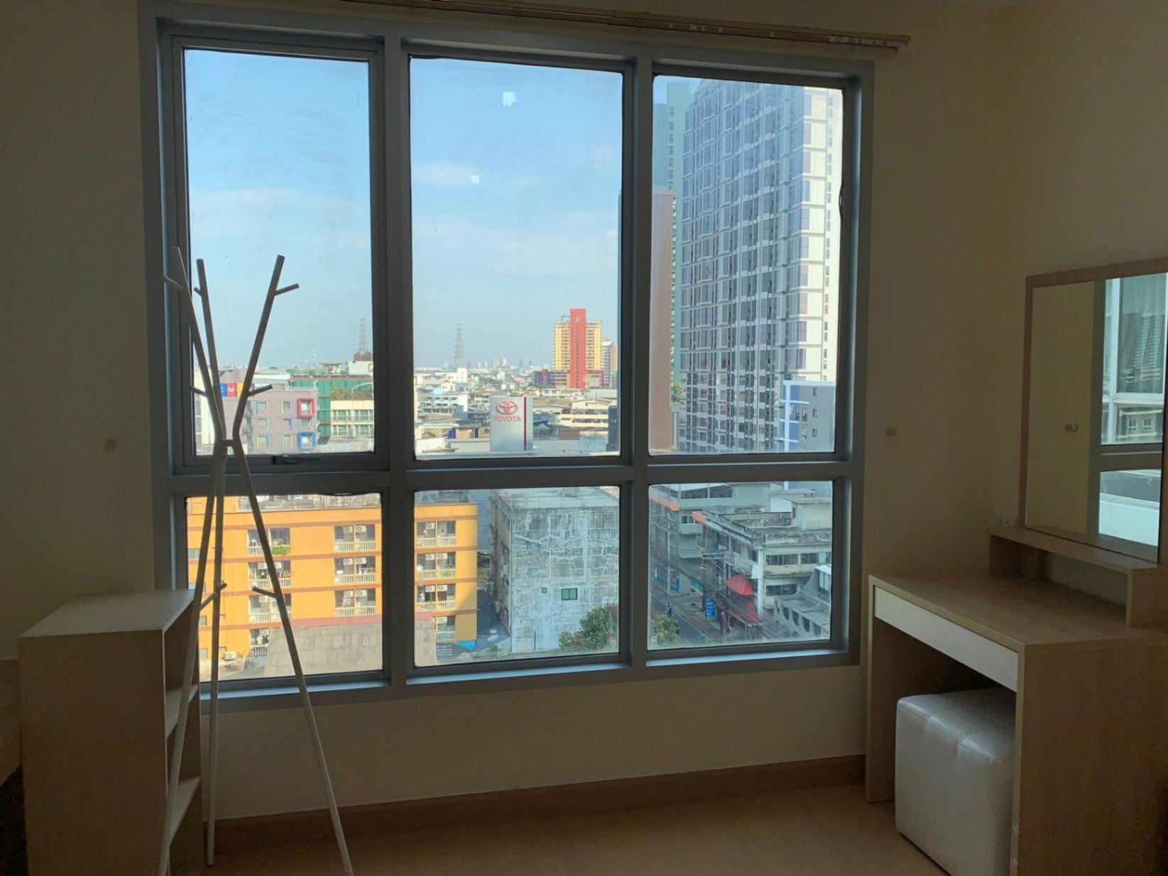 Life @ Ratchada - Image 6