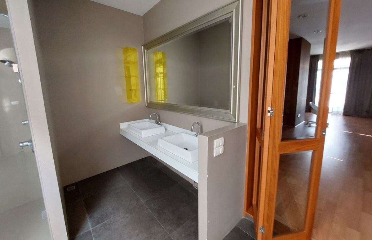3 Bedroom Townhouse For Sale in Bang Khlo, Bang Kho Laem, Bangkok - Image 15
