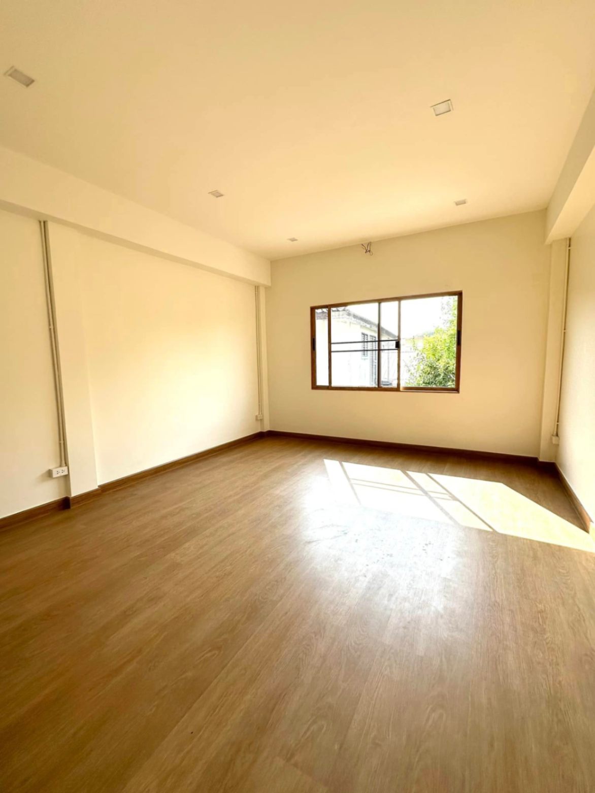 2 Bedroom Townhouse For Sale in Wat Ket, Mueang Chiang Mai, Chiang Mai - Image 4