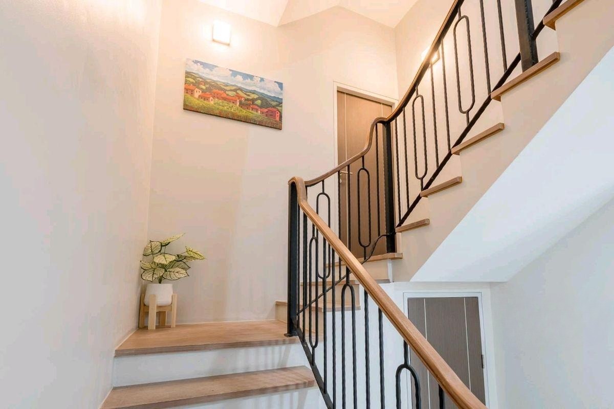 5 Bedroom House For Sale in Khlong Tan, Khlong Toei, Bangkok - Image 4