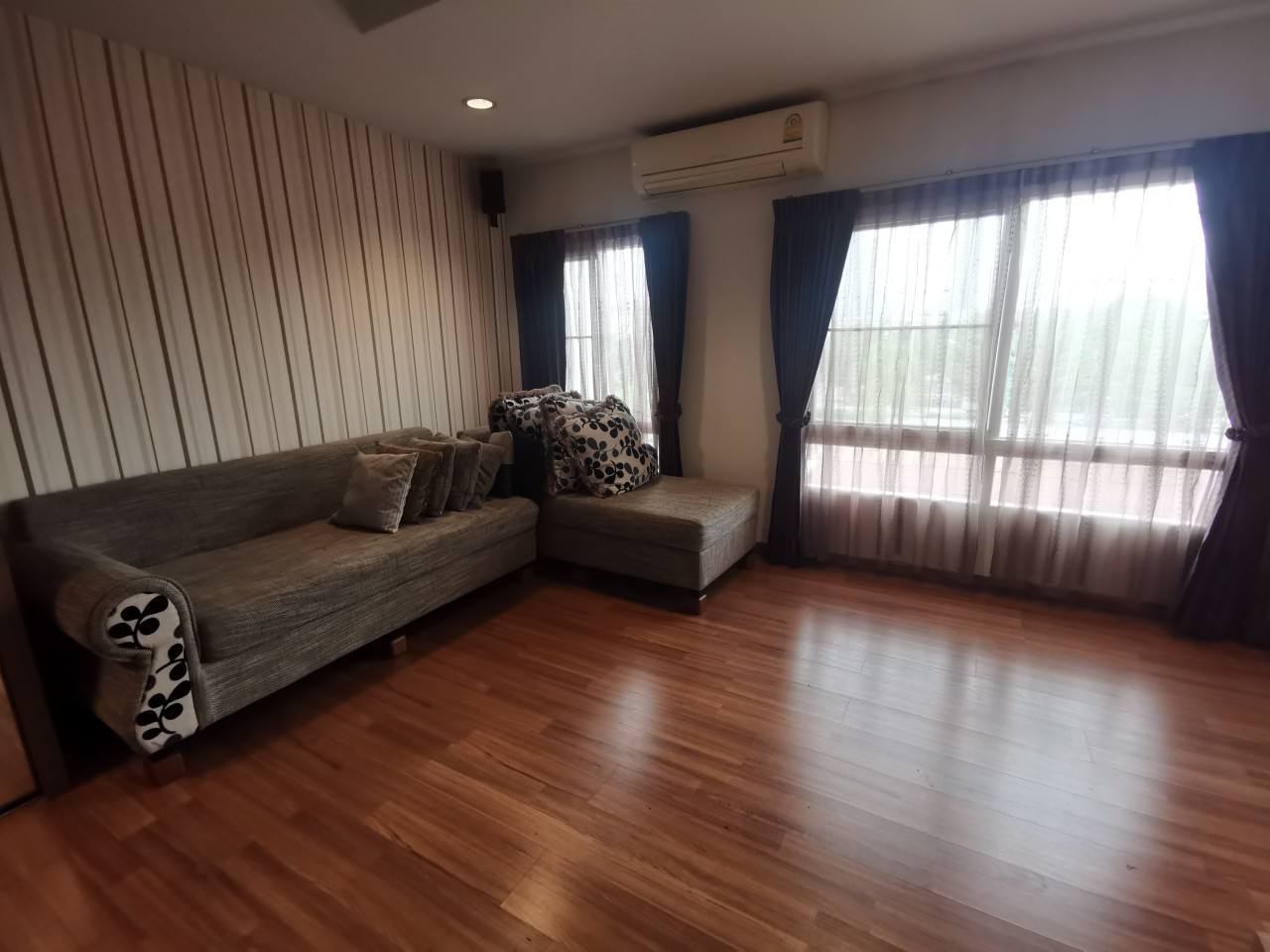 3 Bedroom Townhouse For Sale in Chong Nonsi, Yan Nawa, Bangkok - Image 27