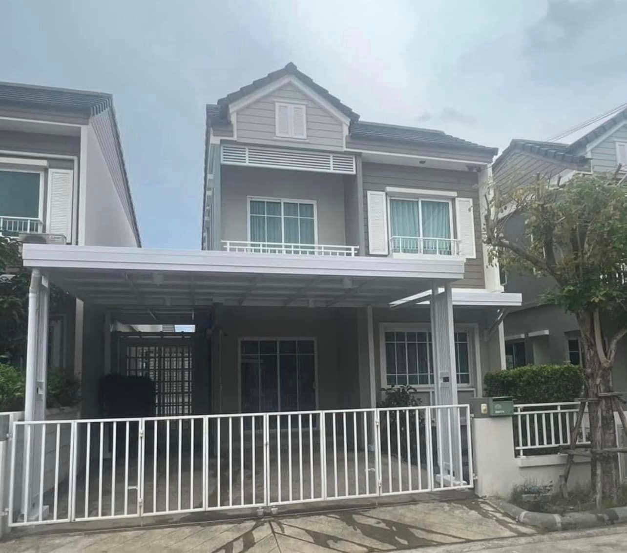 The Village 3 Bang Na-Wong Waen  - Image 1