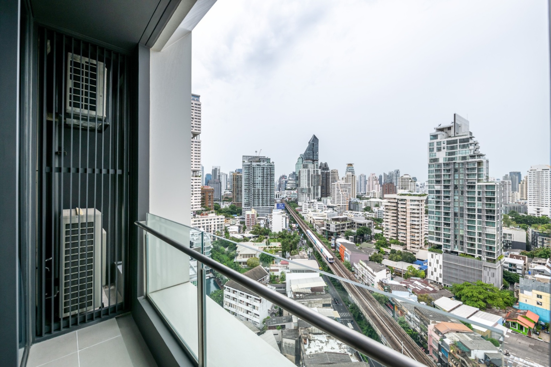 Beatniq Sukhumvit 32 - Image 6