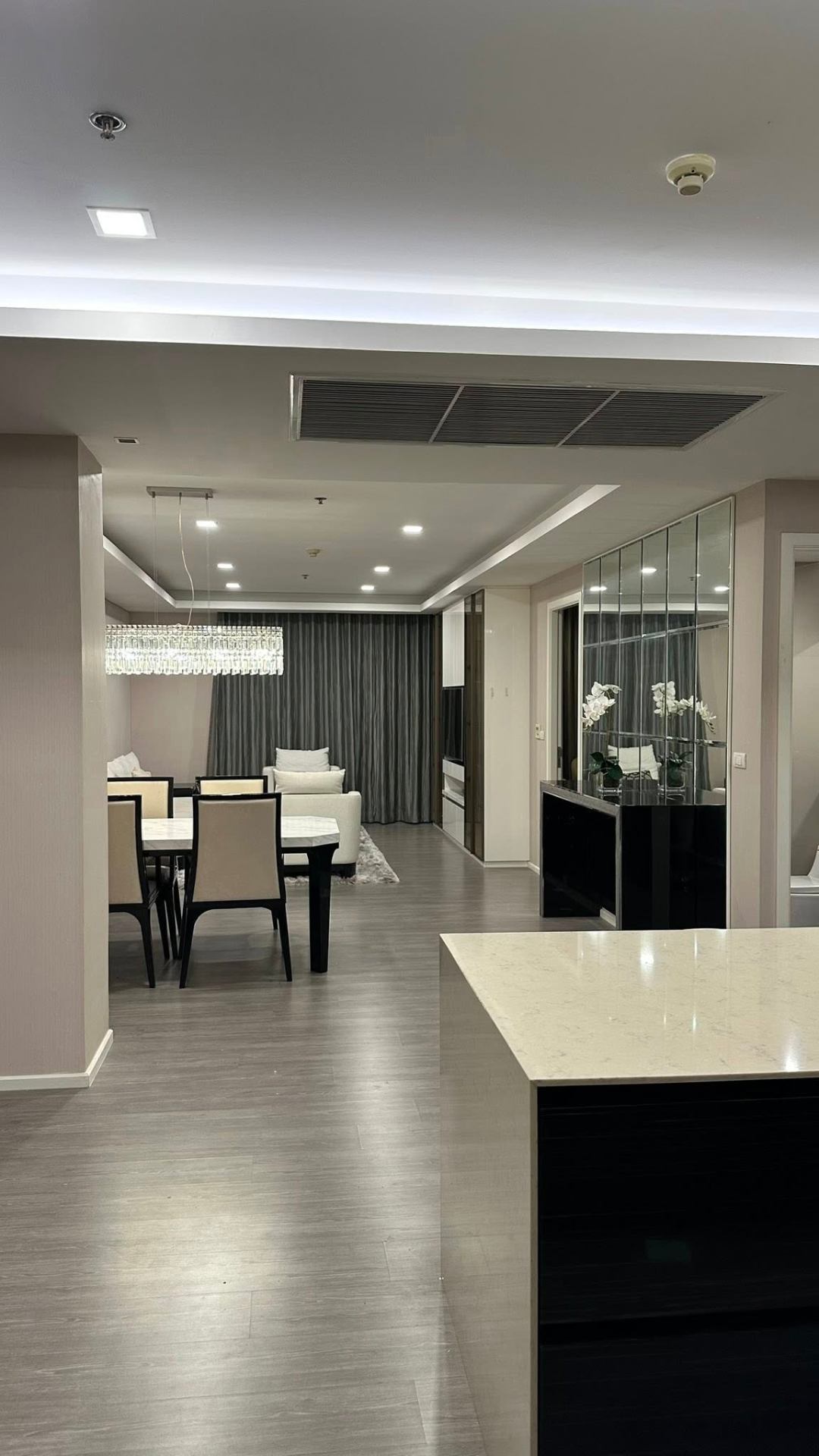 Nusasiri Grand Condominium - Image 2