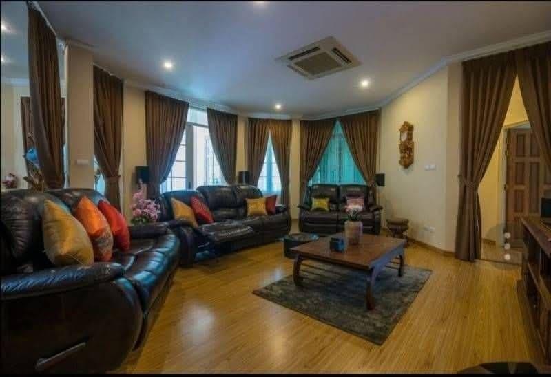 6 Bedroom House For Sale in Saraphi, Saraphi, Chiang Mai - Image 3