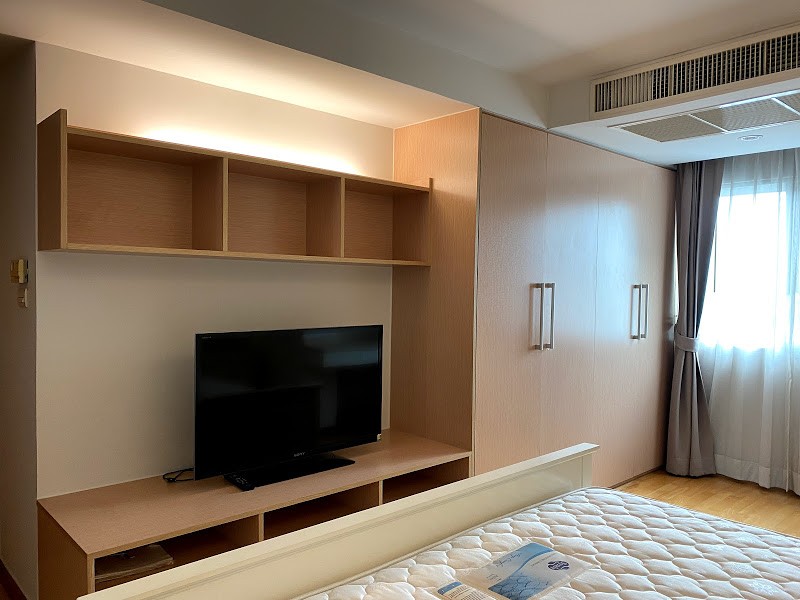 Residence 52 Condominium - Image 7
