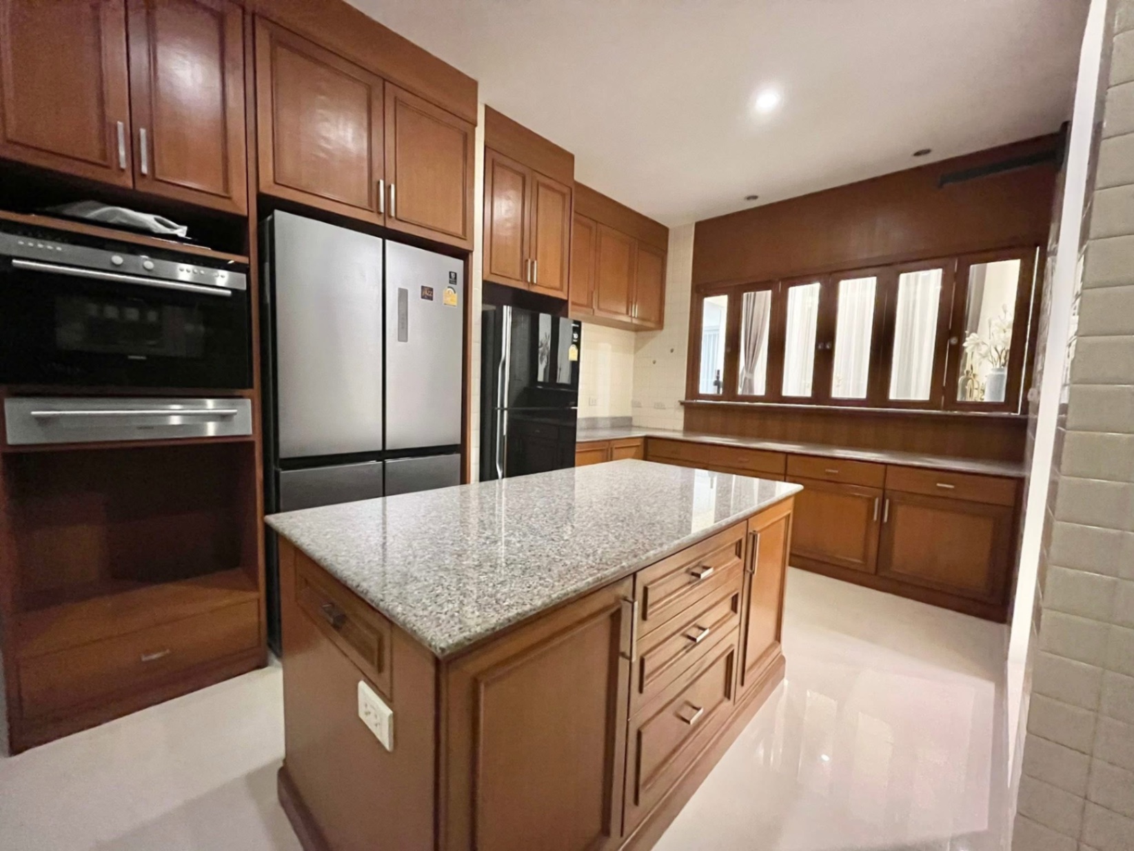 5 Bedroom House For Rent in Din Daeng, Din Daeng, Bangkok - Image 14