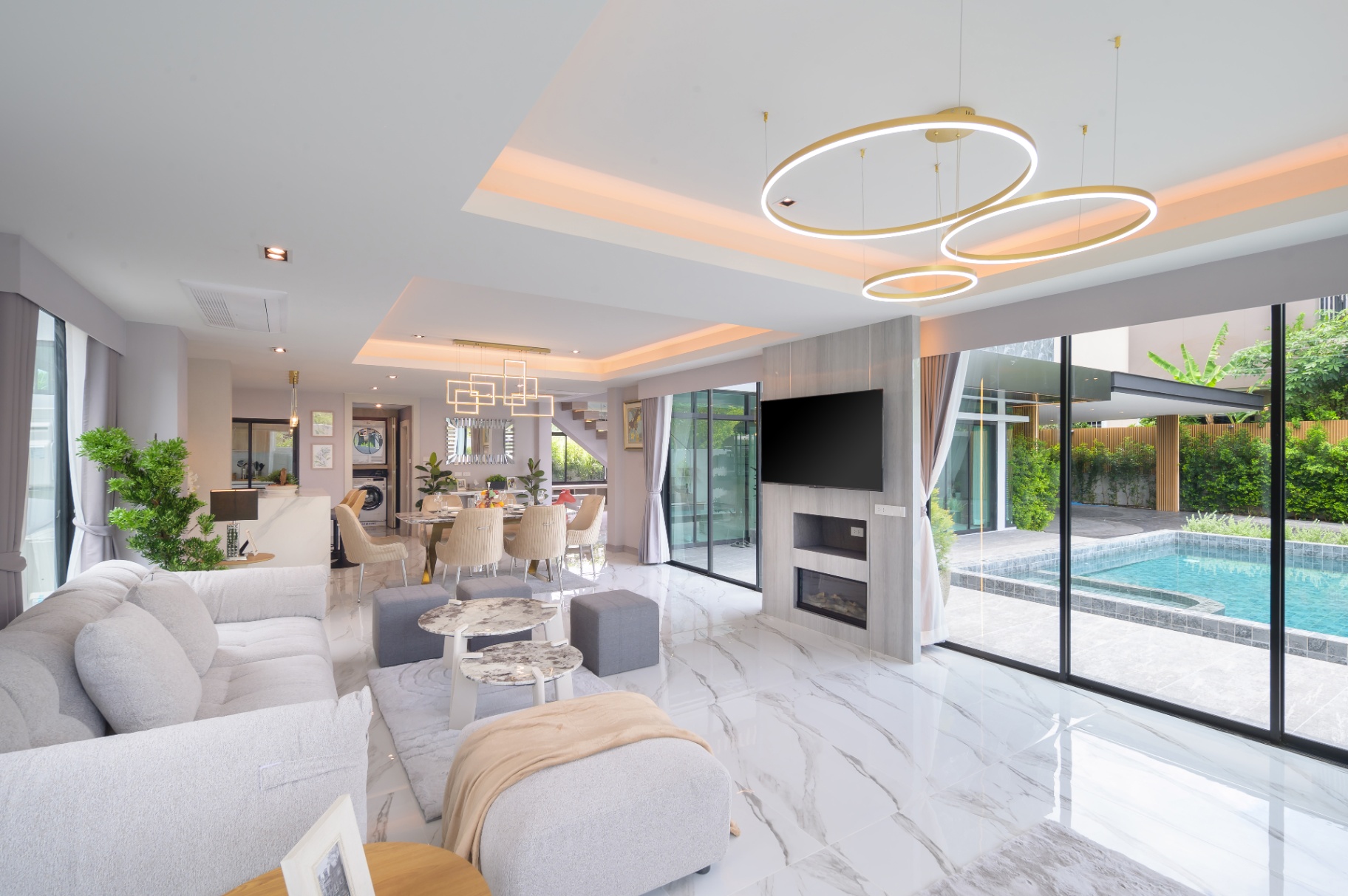 4 Bedroom House For Sale in San Phisuea, Mueang Chiang Mai, Chiang Mai - Image 5