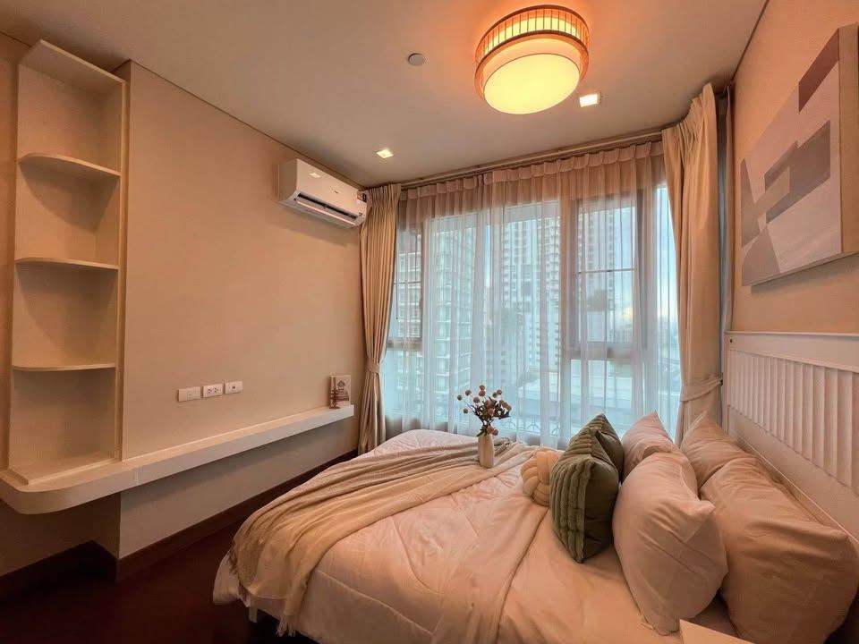Ivy Thonglor 23 - Image 8