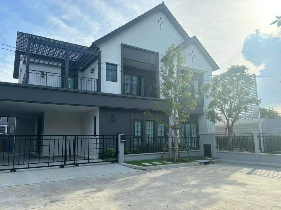 4 ห้องนอน บ้านเดี่ยว สำหรับเช่า ใน บางแก้ว, บางพลี, สมุทรปราการ - Image 1