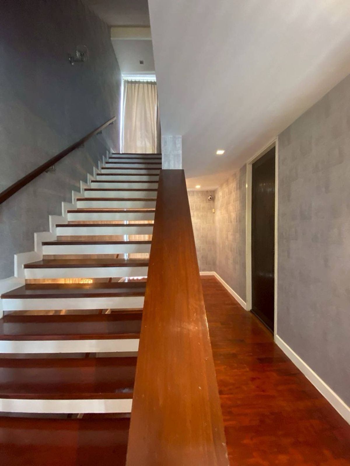 5 Bedroom Townhouse For Sale in Chong Nonsi, Yan Nawa, Bangkok - Image 20