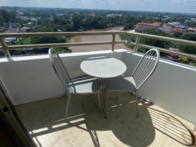 Riverside Condo - Image 7
