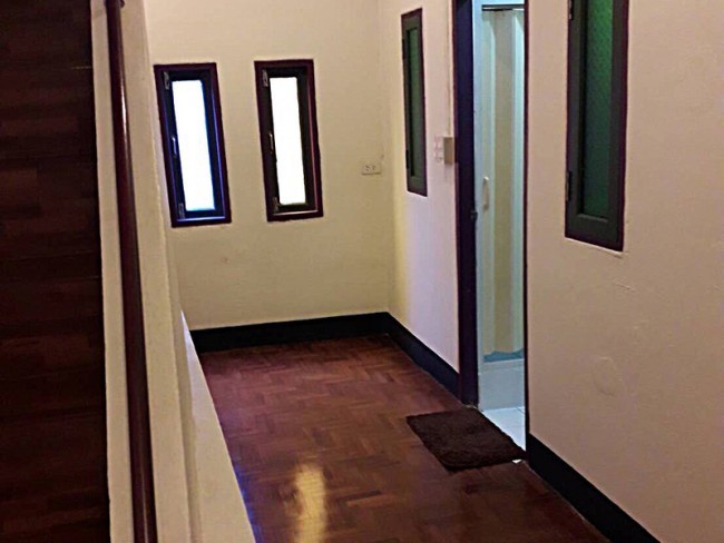 7 Bedroom Townhouse For Sale in Phra Sing, Mueang Chiang Mai, Chiang Mai - Image 3