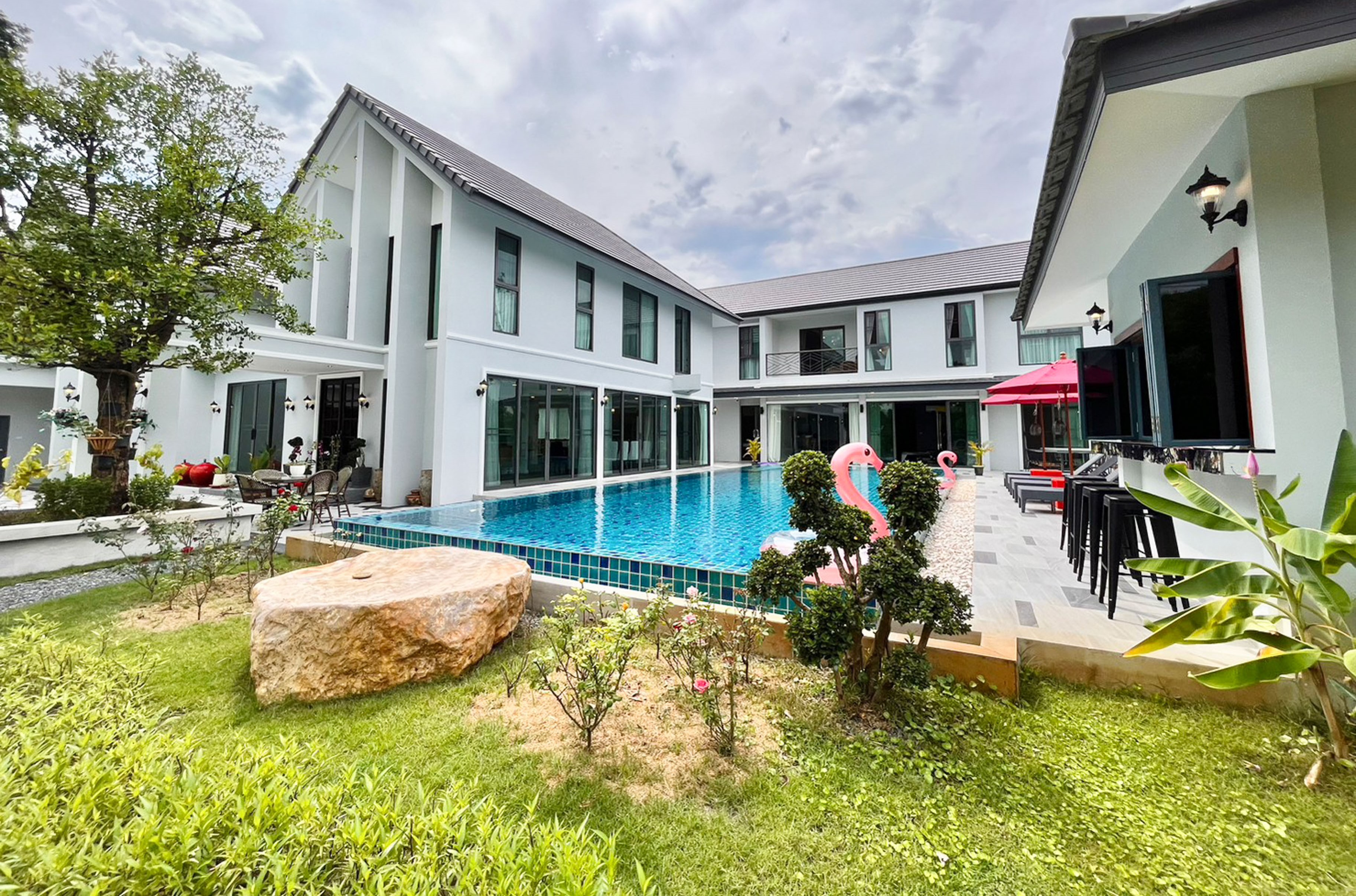 10 Bedroom House For Sale in San Na Meng, San Sai, Chiang Mai - Image 1