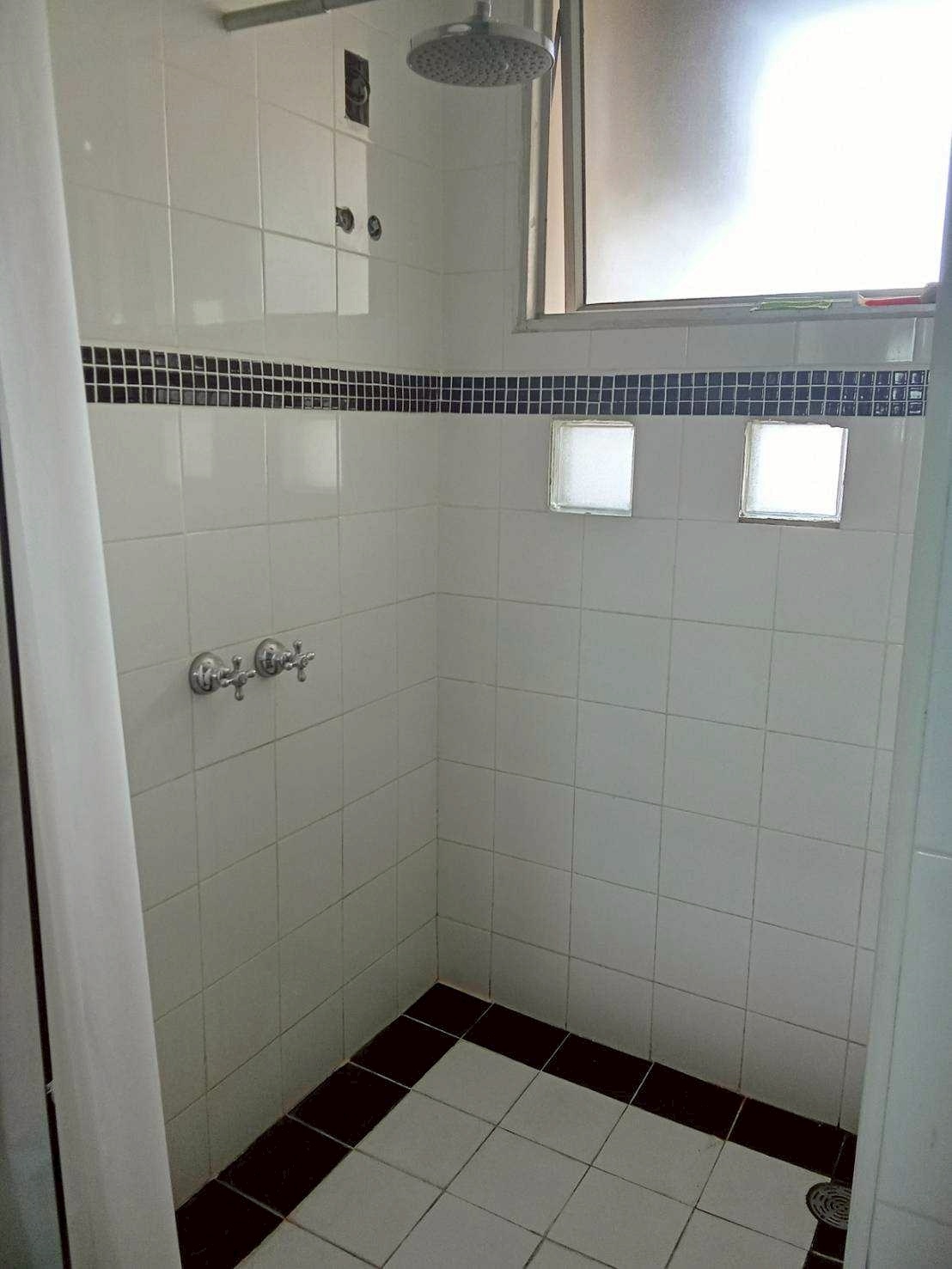 Pathumwan Resort - Image 10
