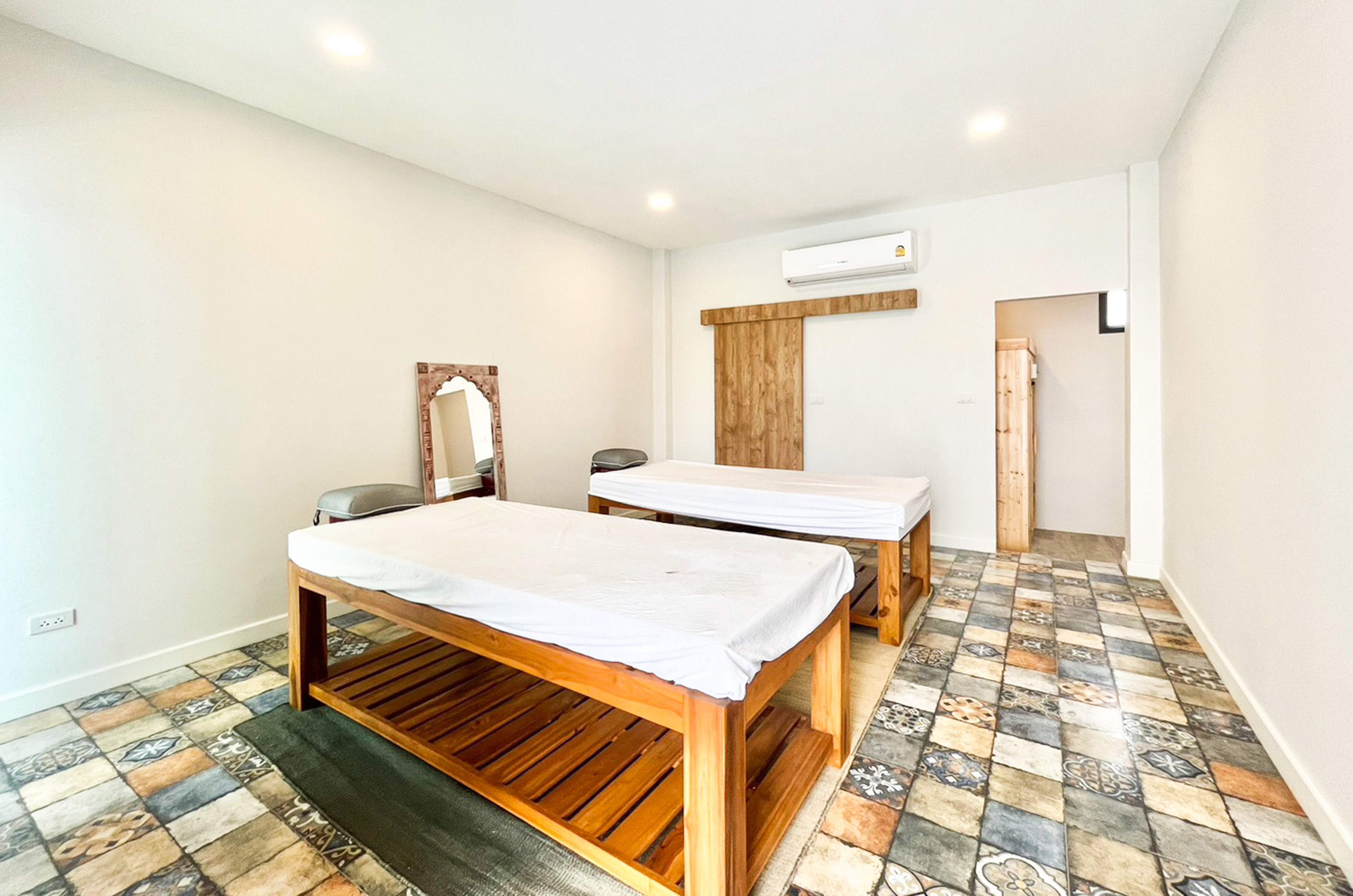 10 Bedroom House For Sale in San Na Meng, San Sai, Chiang Mai - Image 25