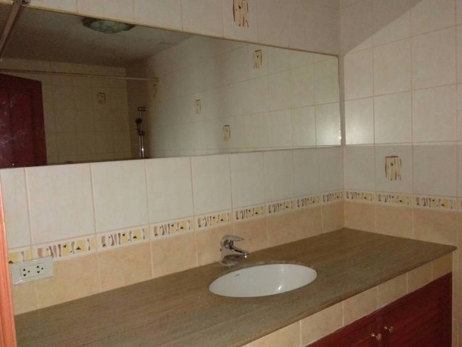 Riverside Condo - Image 11