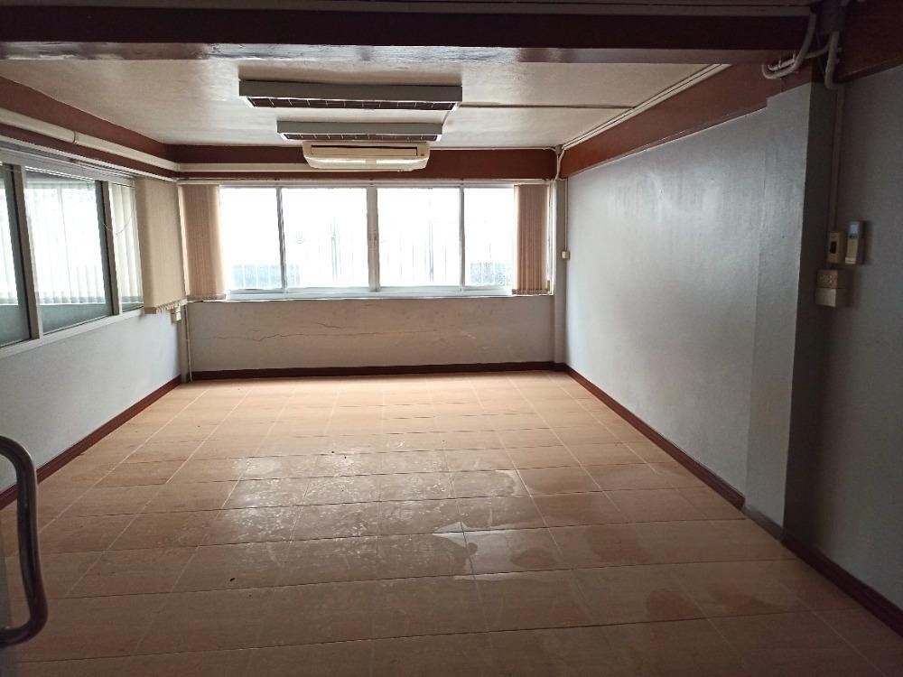  Retail Space For Sale in Khlong Tan Nuea, Vadhana, Bangkok - Image 5