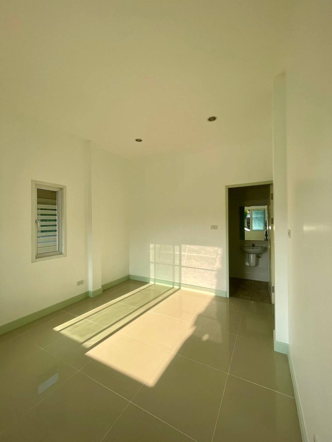 3 Bedroom House For Sale in Nong Han, San Sai, Chiang Mai - Image 5