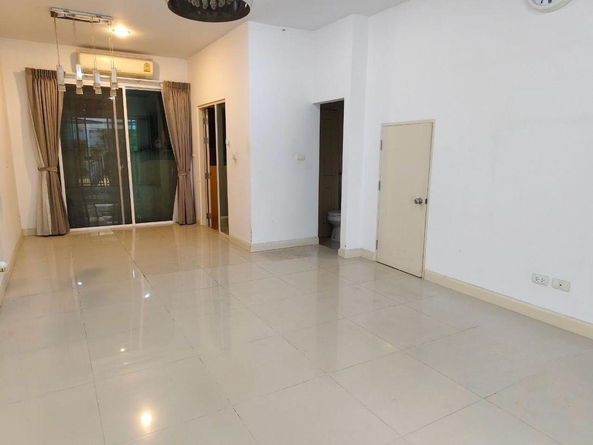 บ้านกลางเมือง เอส-เซ้นส์ ศรีนครินทร์ - Image 2