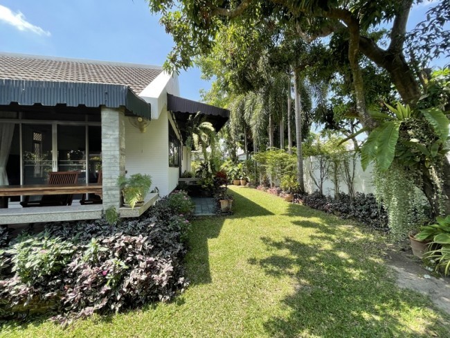 3 Bedroom House For Sale in Pa Daet, Mueang Chiang Mai, Chiang Mai - Image 4
