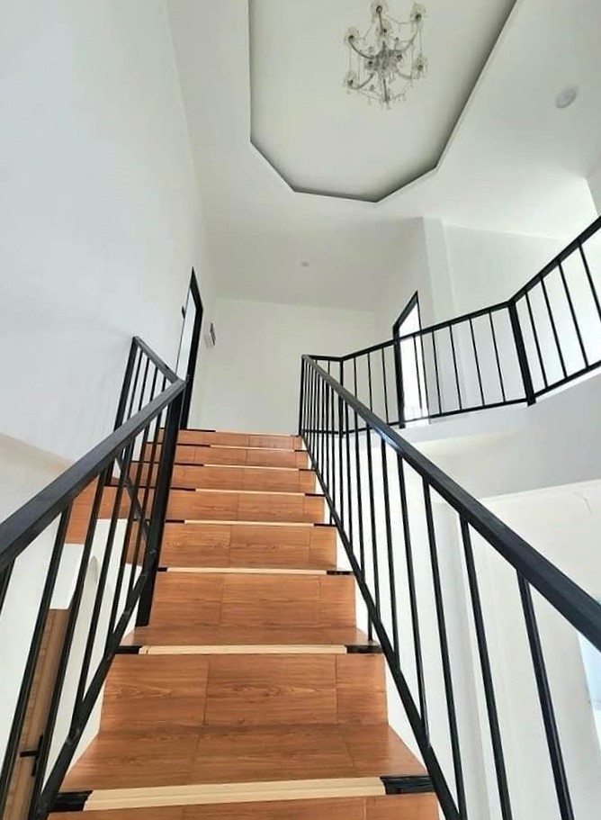 4 Bedroom House For Sale in San Phisuea, Mueang Chiang Mai, Chiang Mai - Image 4