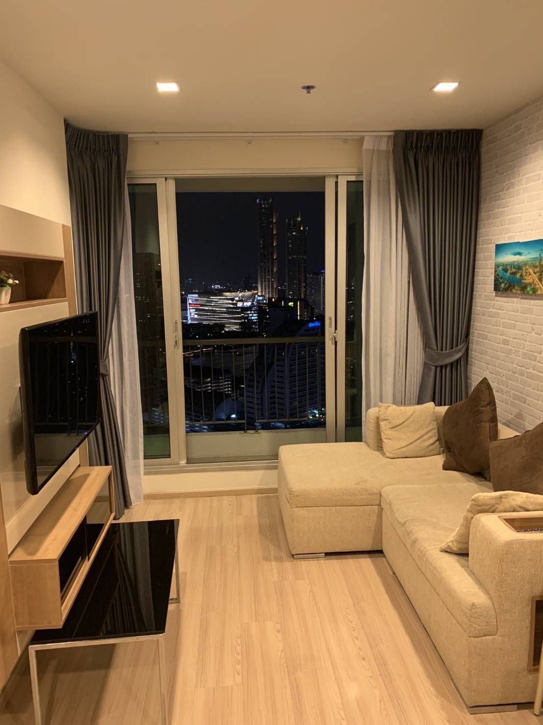 Rhythm Sathorn - Image 1