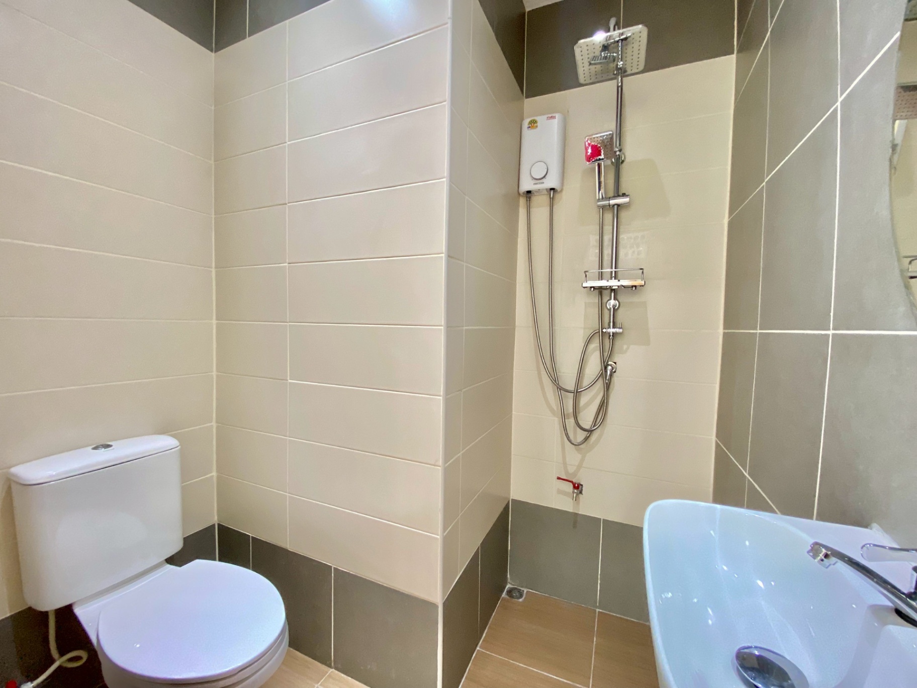 4 Bedroom House For Sale in Mae Hia, Mueang Chiang Mai, Chiang Mai - Image 12