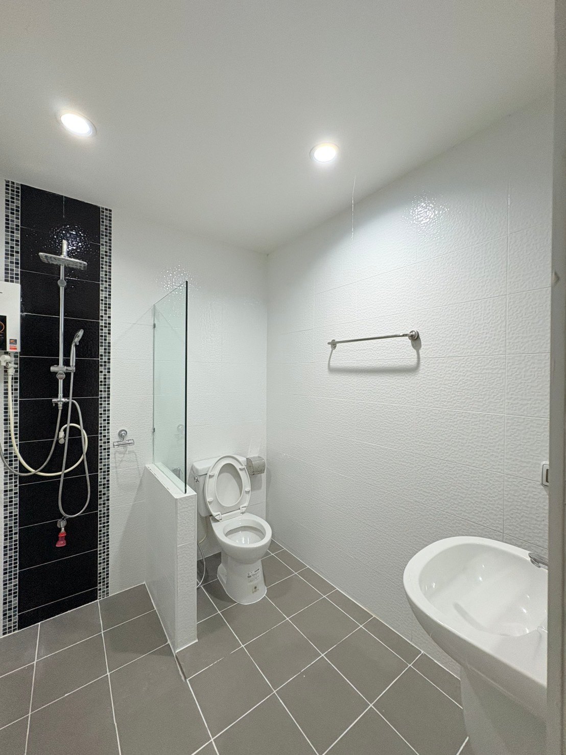 3 Bedroom Townhouse For Rent in San Sai Noi, San Sai, Chiang Mai - Image 7