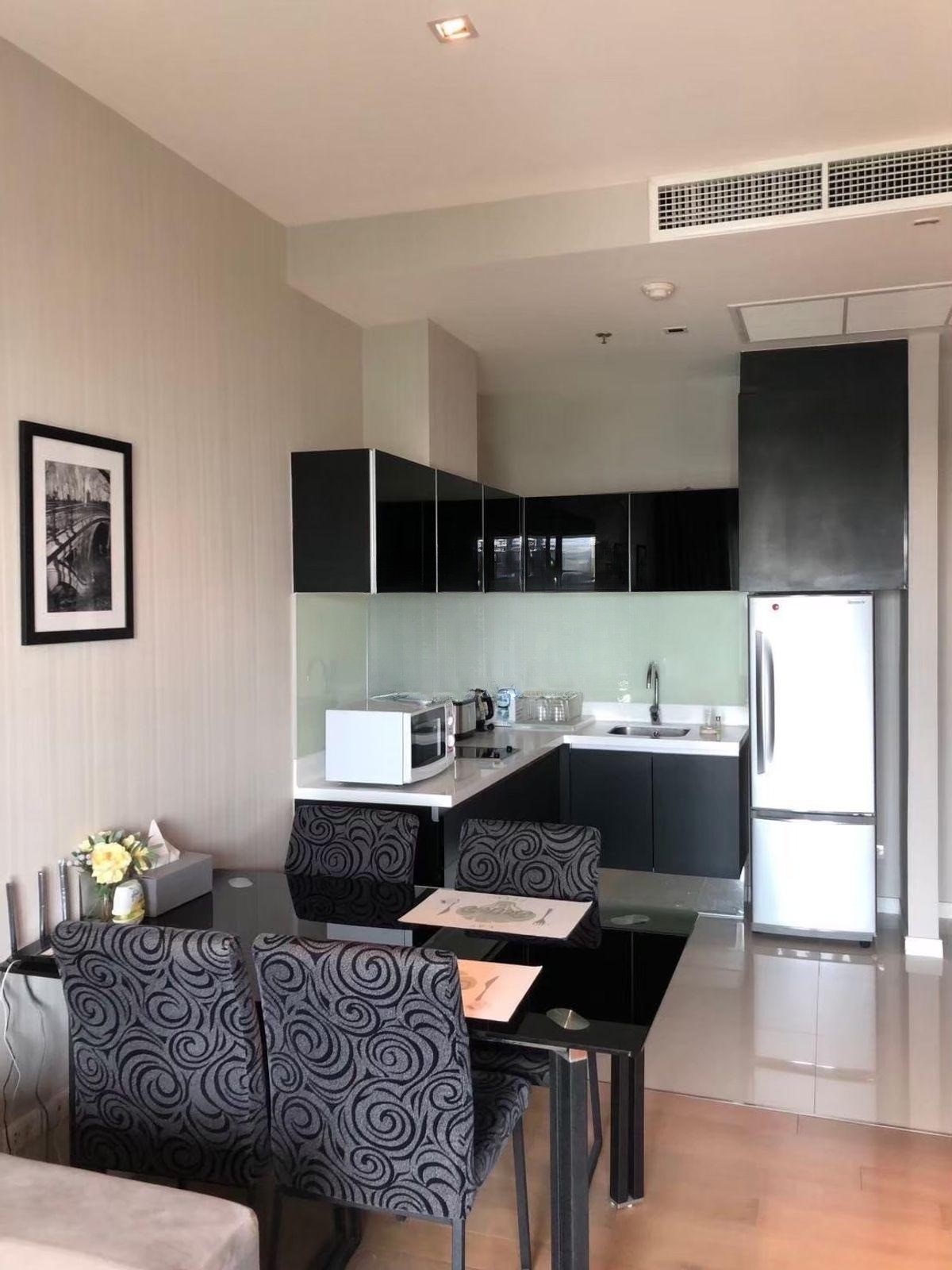Eight Thonglor Residence - Image 3