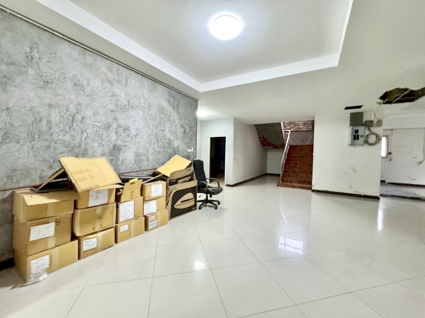 5 Bedroom House For Sale in Chang Phueak, Mueang Chiang Mai, Chiang Mai - Image 18