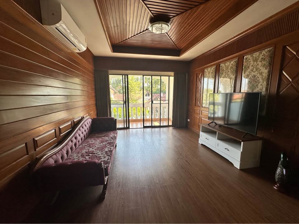 5 Bedroom House For Sale in Nong Khwai, Hang Dong, Chiang Mai - Image 2