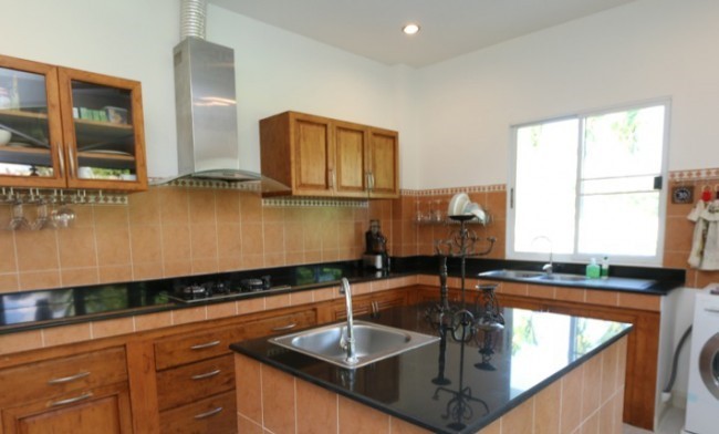 4 Bedroom House For Sale in San Na Meng, San Sai, Chiang Mai - Image 8