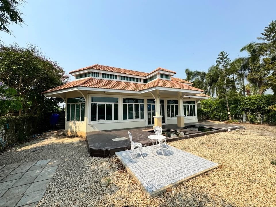  Retail Space For Sale in San Klang, San Kamphaeng, Chiang Mai - Image 1