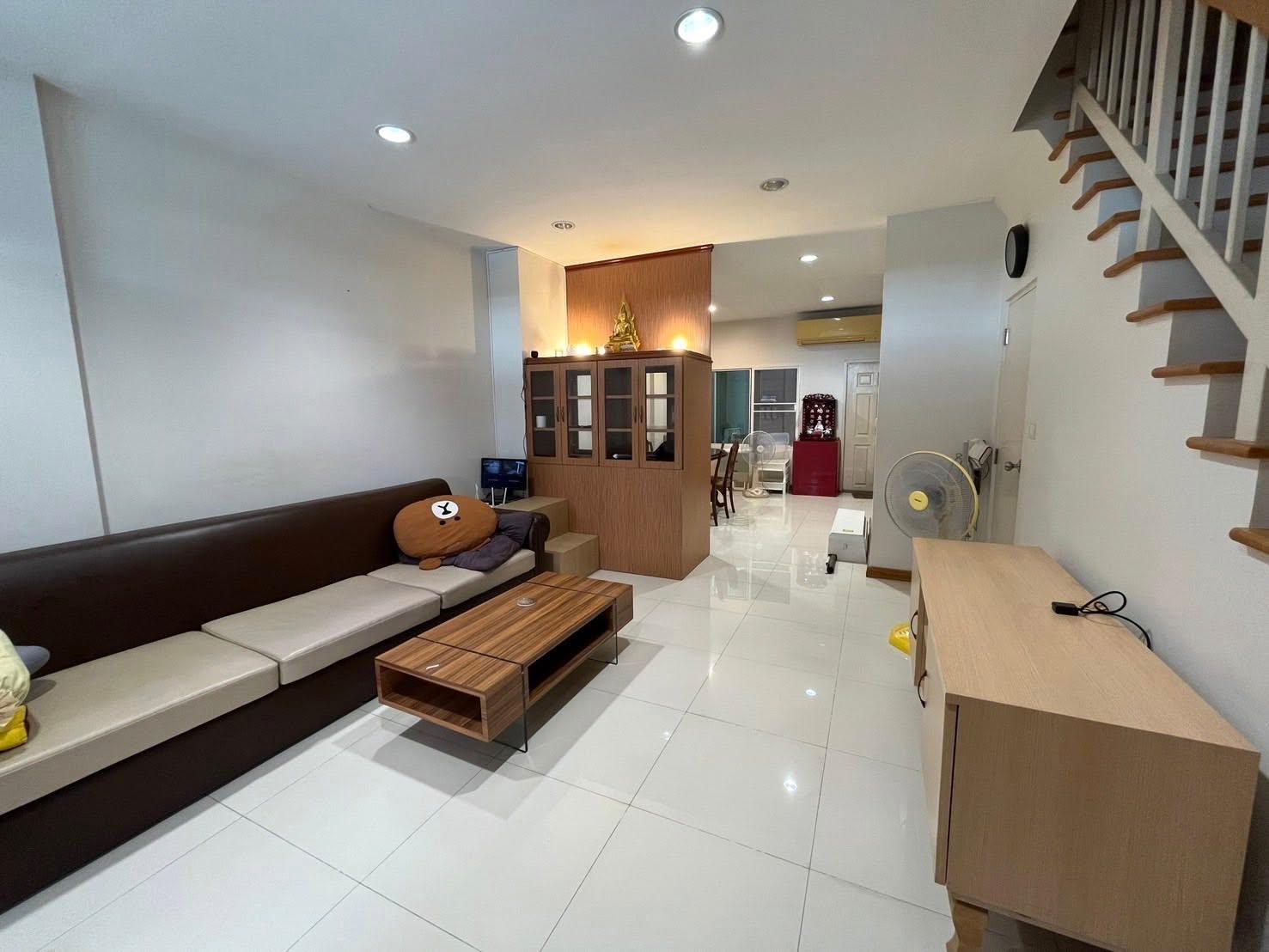 4 Bedroom Townhouse For Rent in Bang Khlo, Bang Kho Laem, Bangkok - Image 1