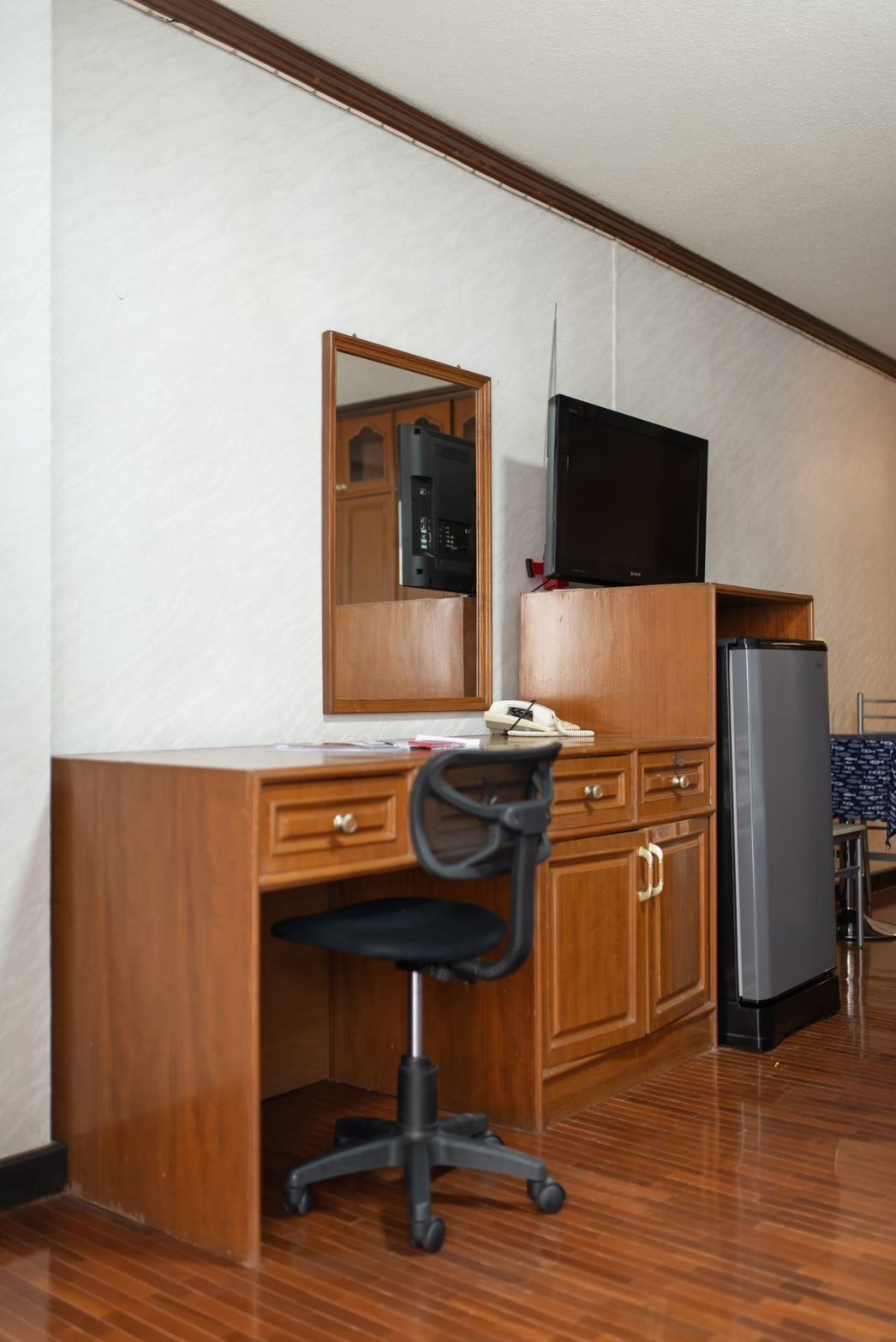 Hillside 4 Condotel - Image 3