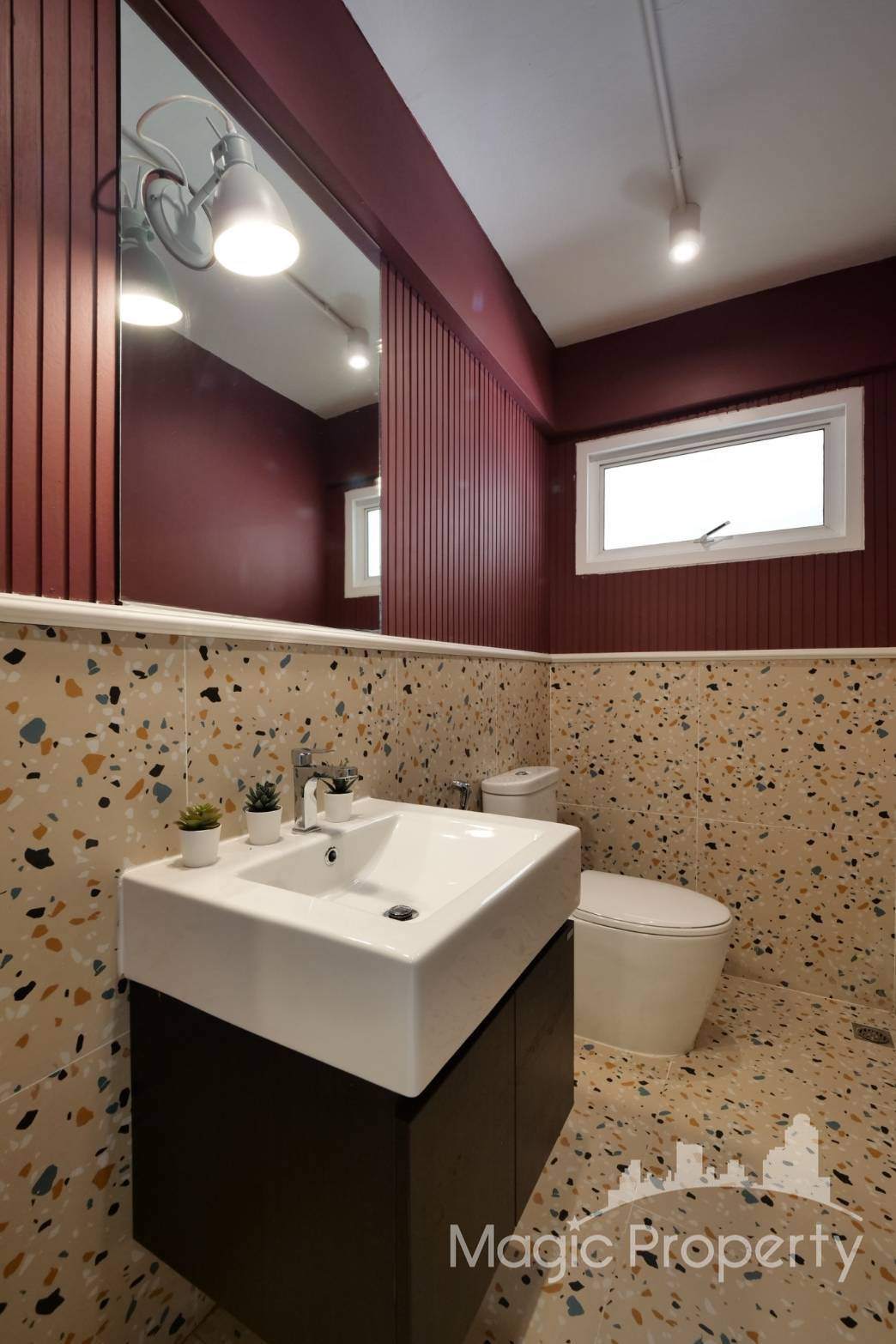 4 卧室 独立房屋  在  - Image 23