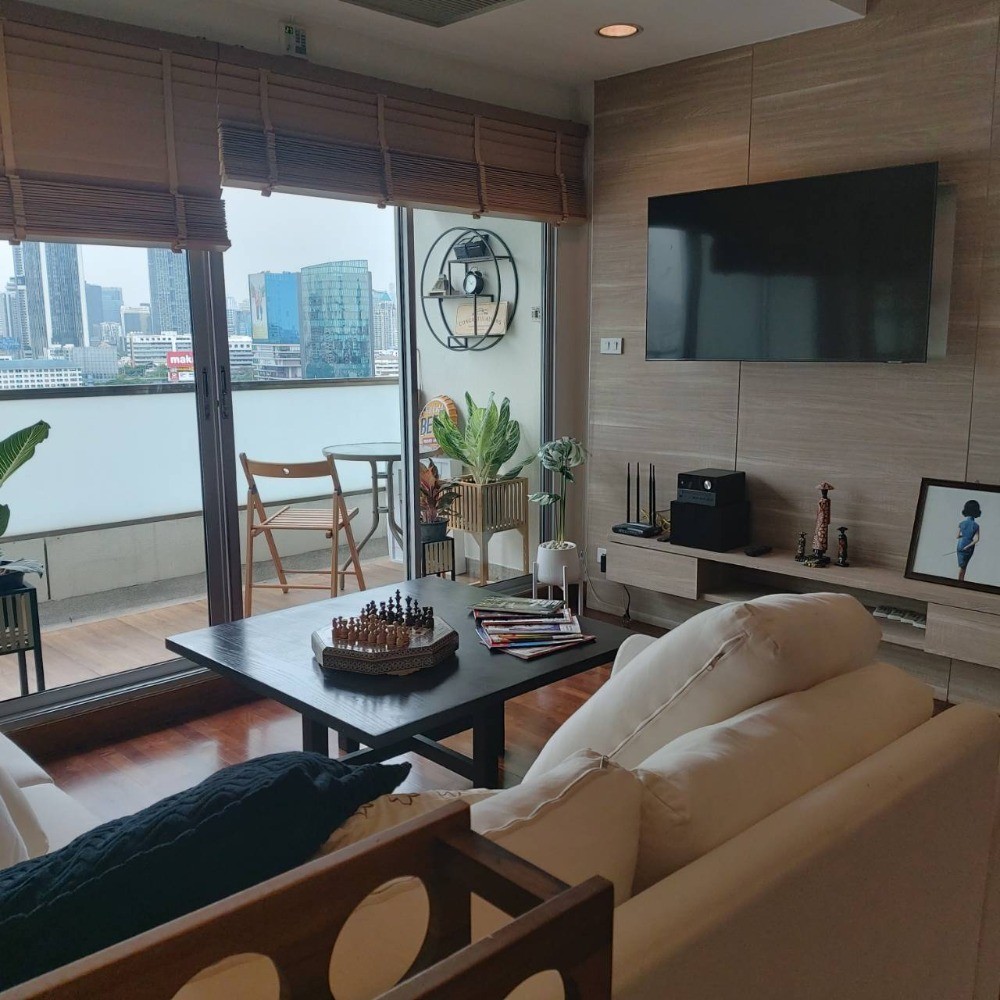 3 Bedroom Condo For Sale in Chong Nonsi, Yan Nawa, Bangkok - Image 1
