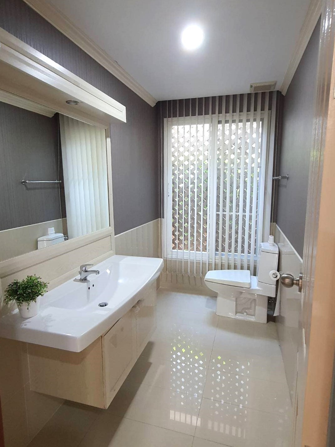 Laddarom Elegance - Image 9