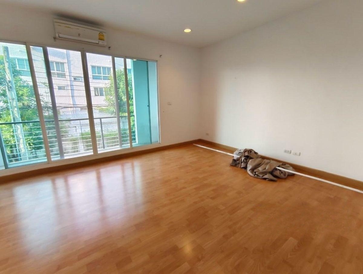 บ้านกลางเมือง เอส-เซ้นส์ ศรีนครินทร์ - Image 6