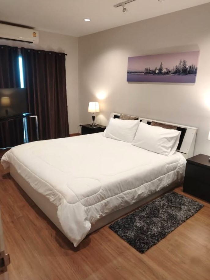 103 Central Condominium - Image 3