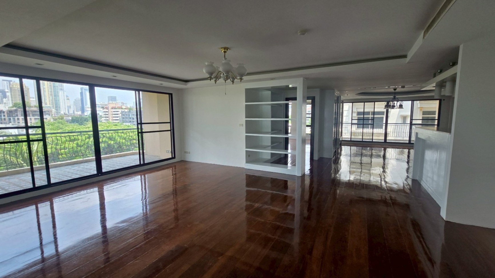 3 Bedroom Condo For Sale in Khlong Tan Nuea, Vadhana, Bangkok - Image 5