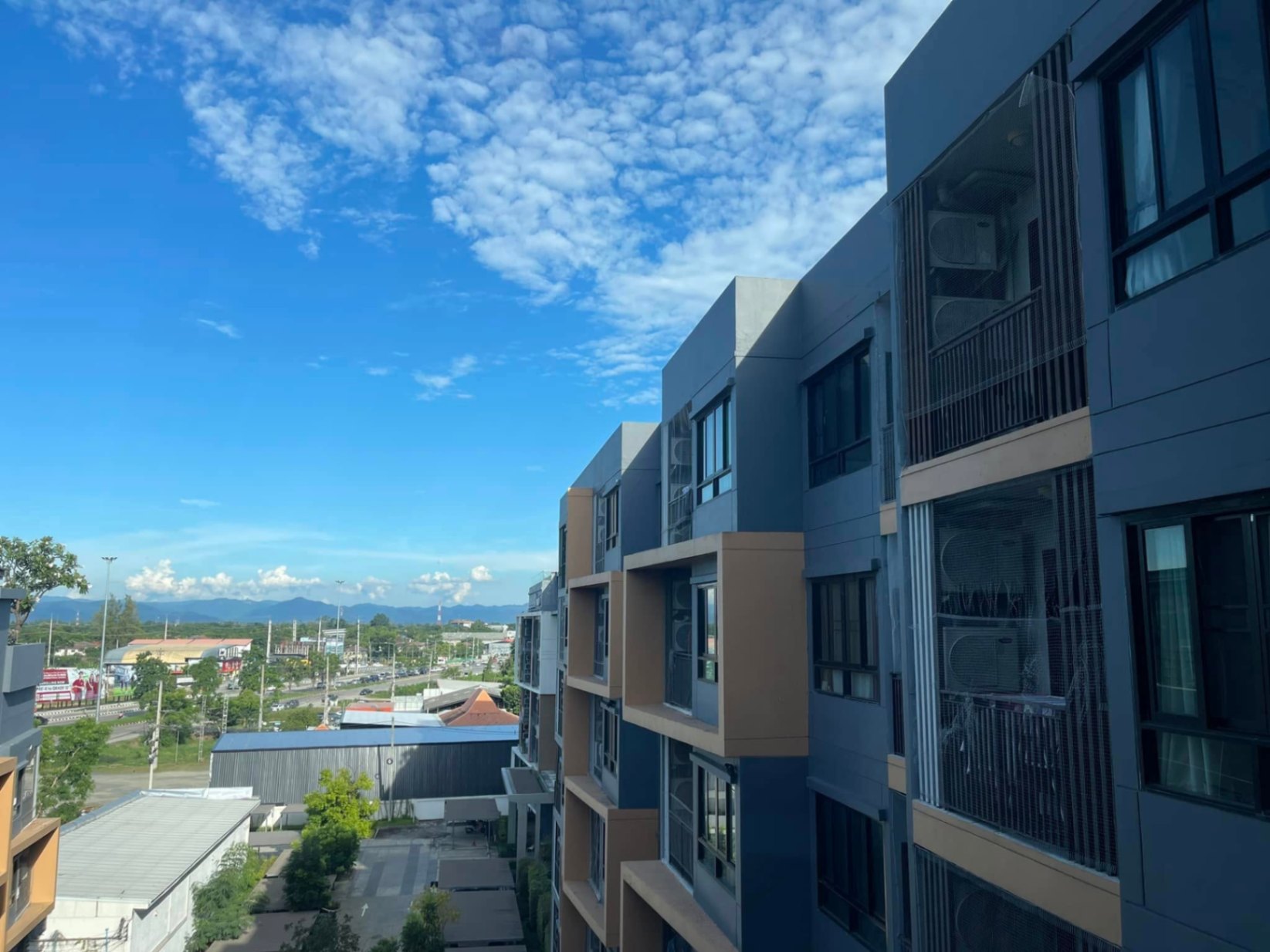 Parano Condo - Image 9