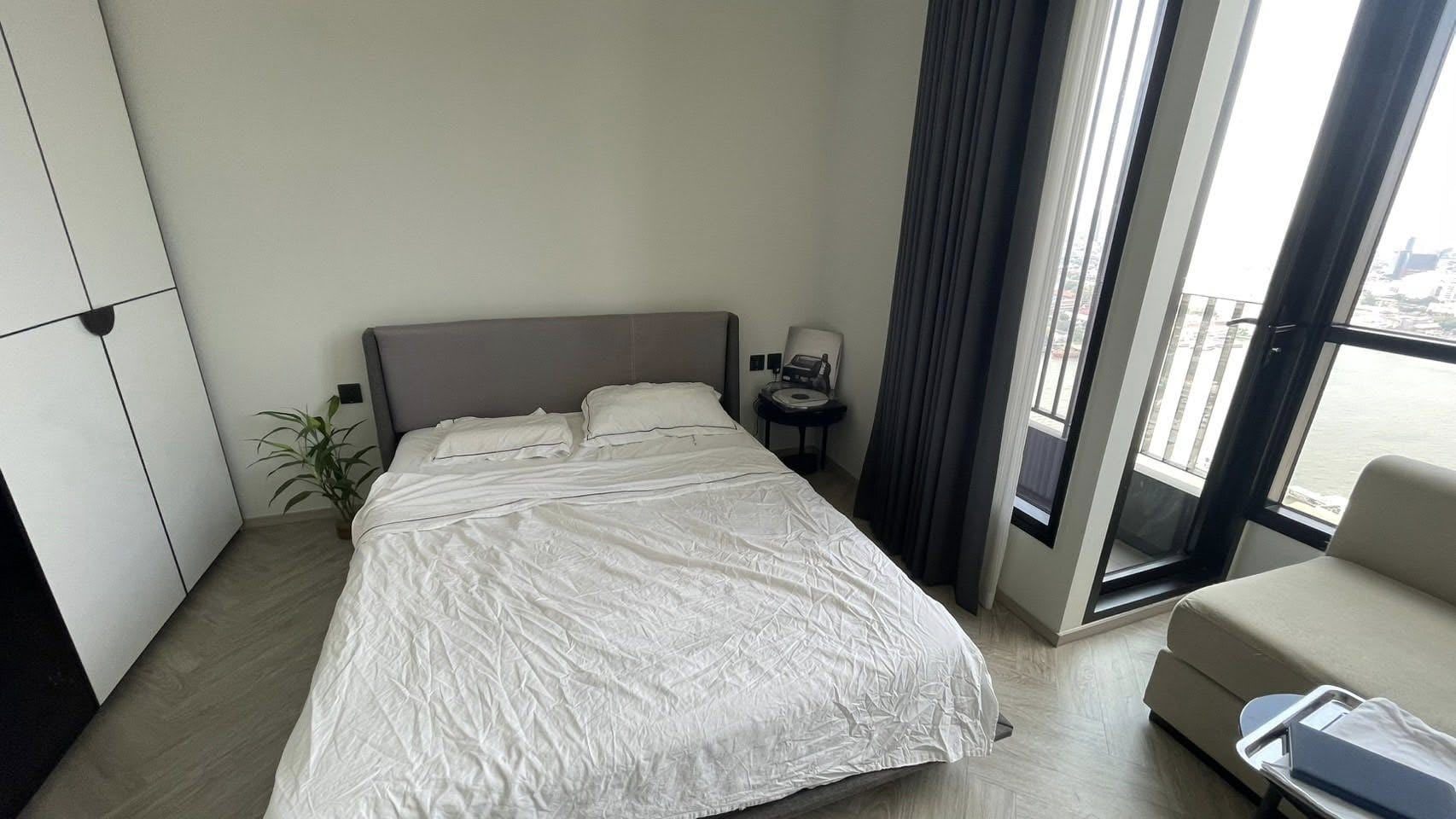 Chapter Charoen Nakhon - Riverside - Image 1