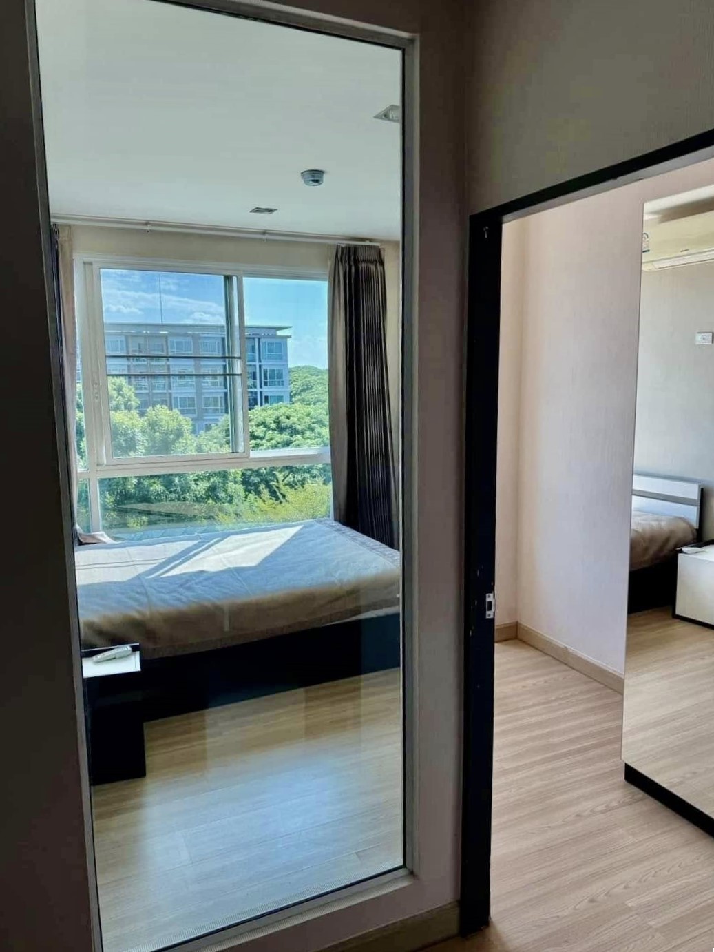 One Plus Mahidol 2 - Image 3