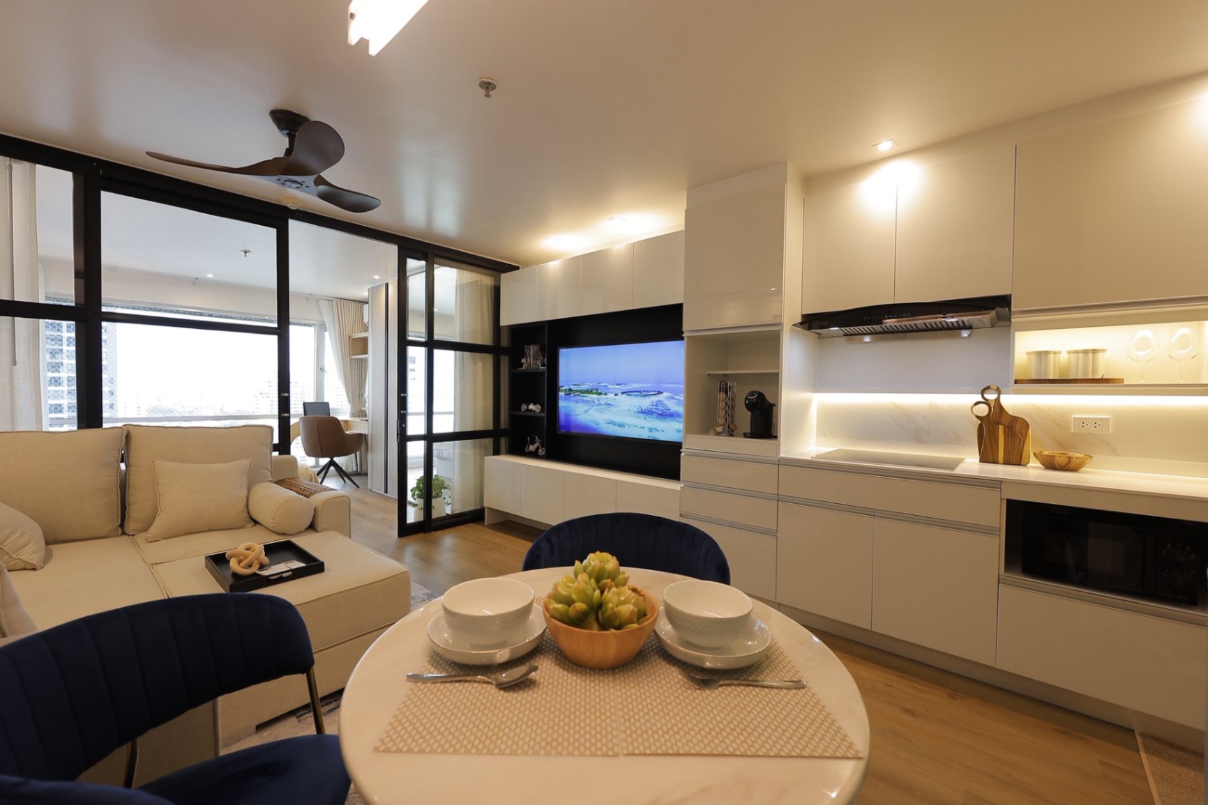 Sukhumvit Suites - Image 2