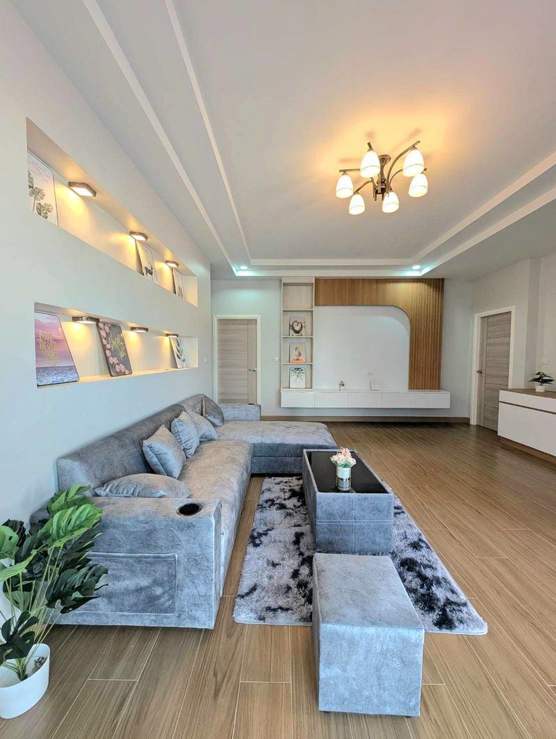 5 Bedroom House For Sale in San Phak Wan, Hang Dong, Chiang Mai - Image 6