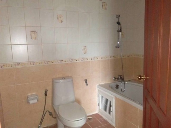Riverside Condo - Image 10